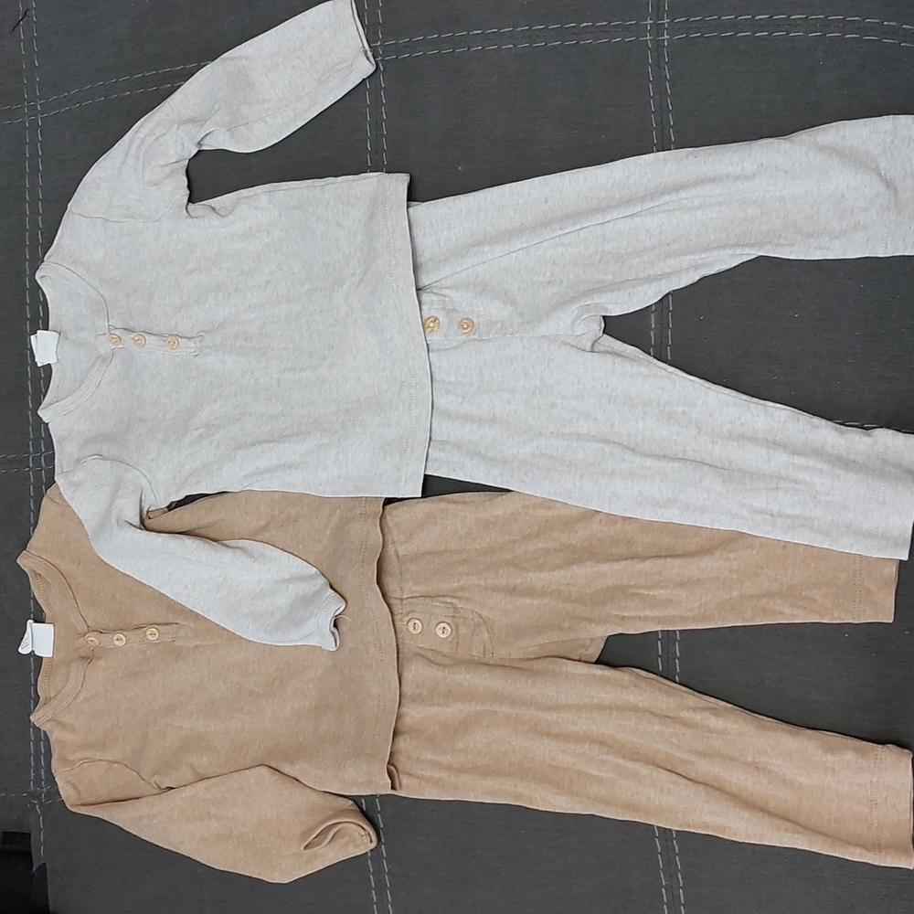 H&M Organic Cotton Play Sets - Gender Neutral -9-12 Months